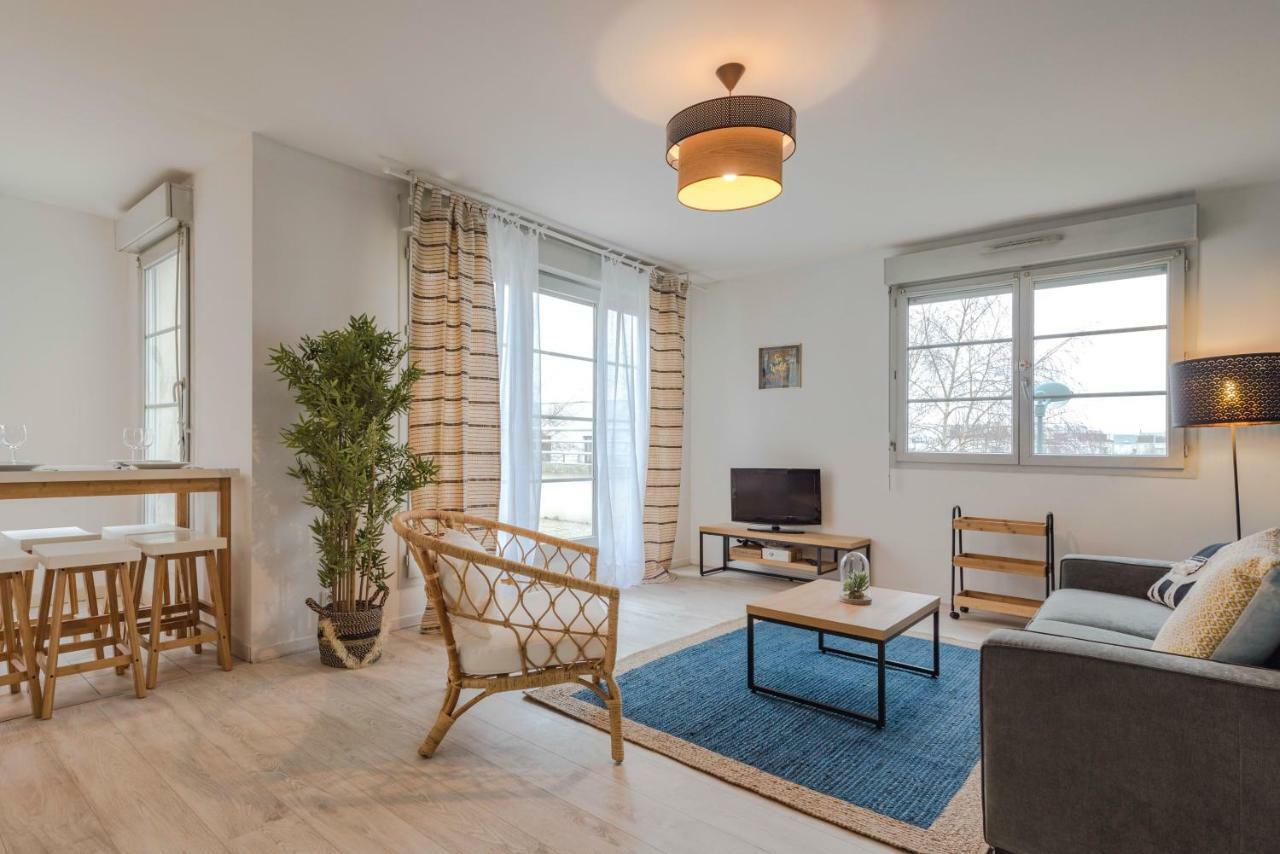 Disneyland Apartment Bmyguest Монтеврен Екстер'єр фото
